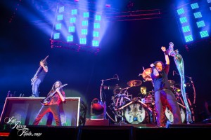 IMG_8863-Korn-12_6_14-Izod_JR