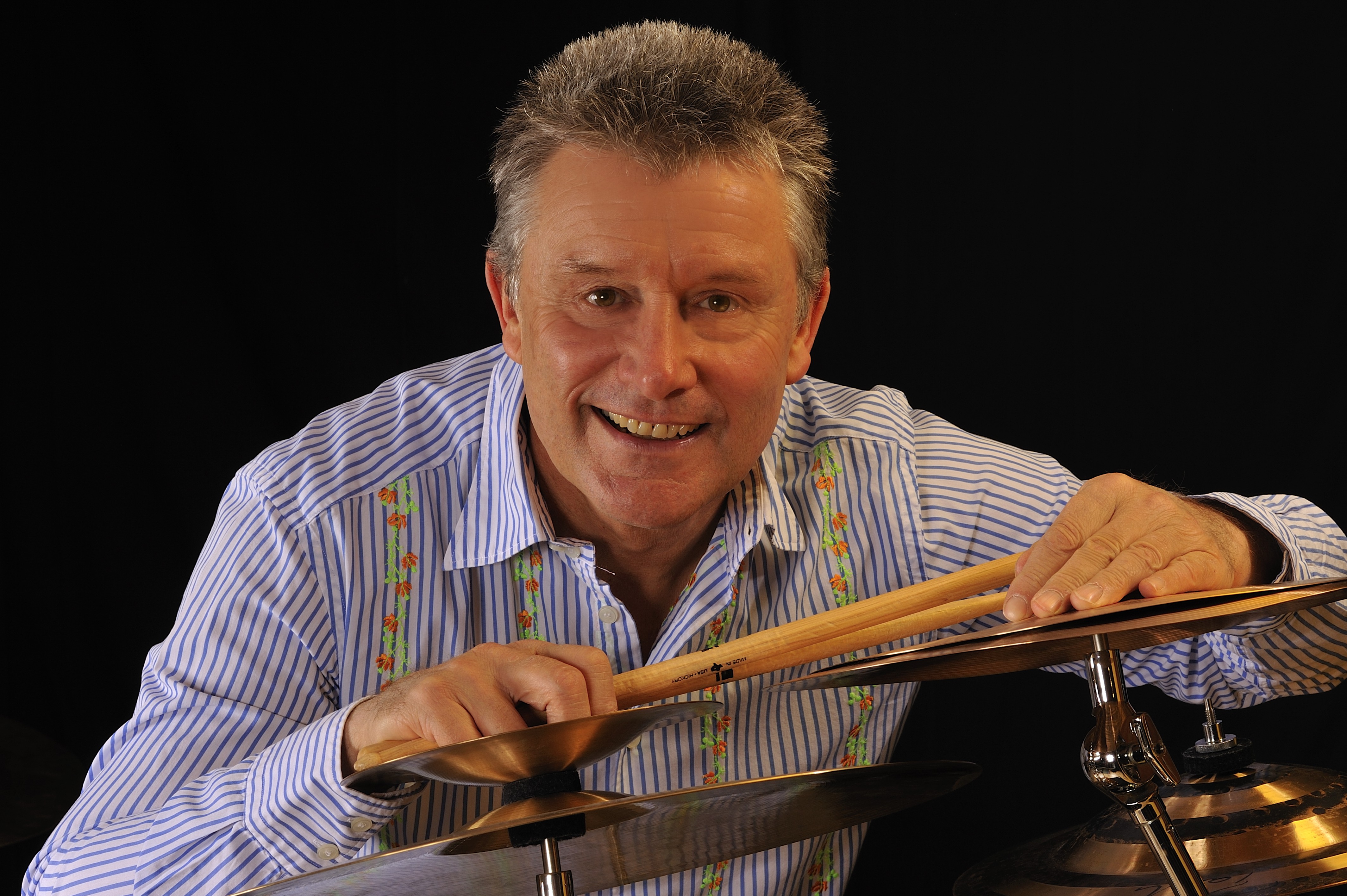 CARL PALMER PAYS TRIBUTE TO THE LEGACY OF KEITH EMERSON AND ELP