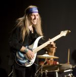 ULI JON ROTH ON THREE-HOUR, MULTIMEDIA LIVE SHOW, HIS LOVE OF TEACHING AND A GIFT FROM KIRK HAMMETT