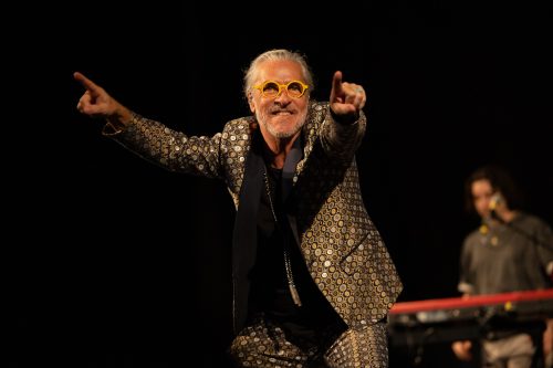 COLLECTIVE SOUL ENERGIZES KIRBY CENTER WITH ROCK HITS