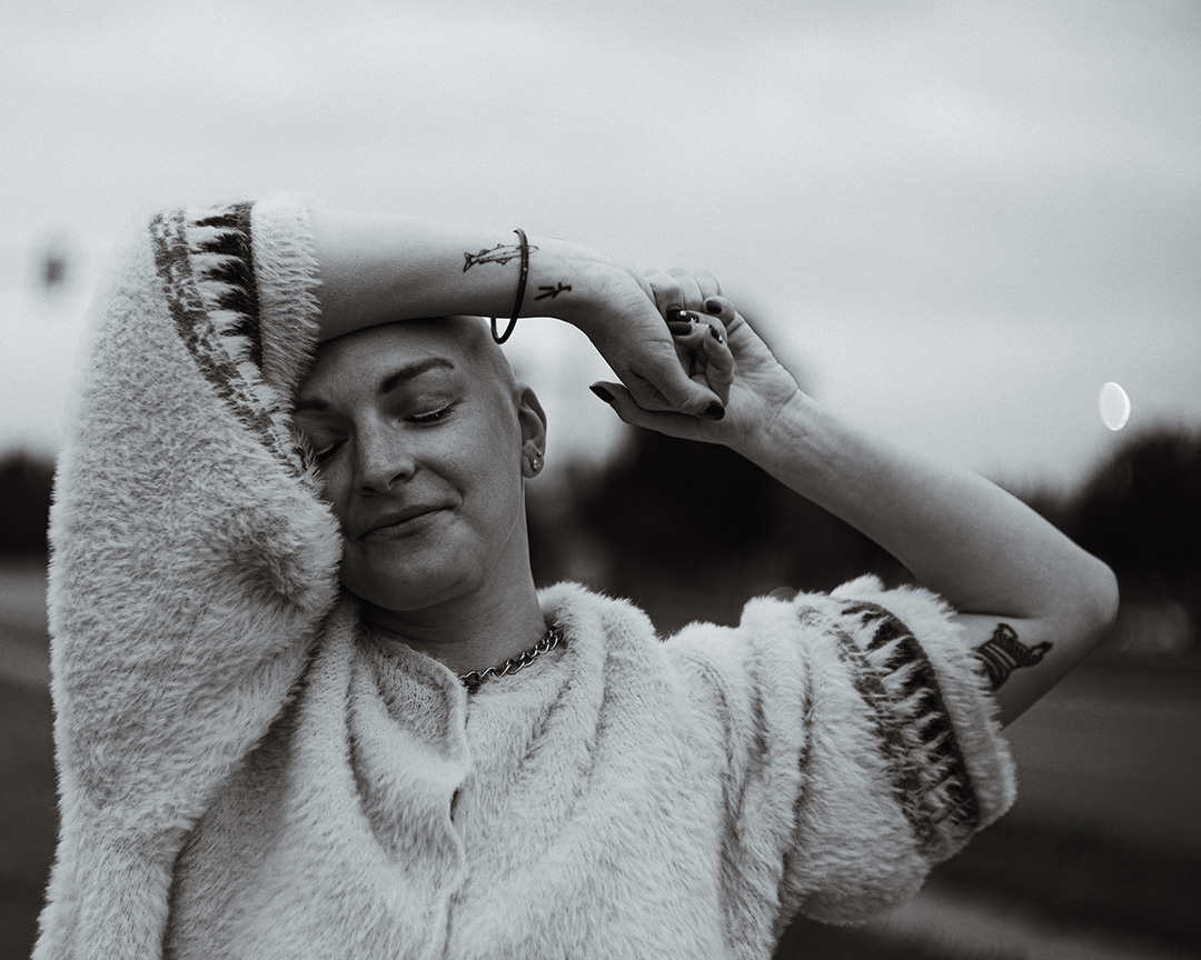 LILY DeTAEYE LEANS INTO BITTERSWEET NOSTALGIA ON ‘ALL THE WAY DOWN’